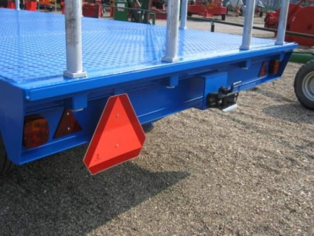 Balenwagen - Timber trailer: picture 4 Balenwagen - Timber trailer: picture 4