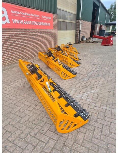 Grote vooraad maaikorfen - Bucket: picture 3 Grote vooraad maaikorfen - Bucket: picture 3