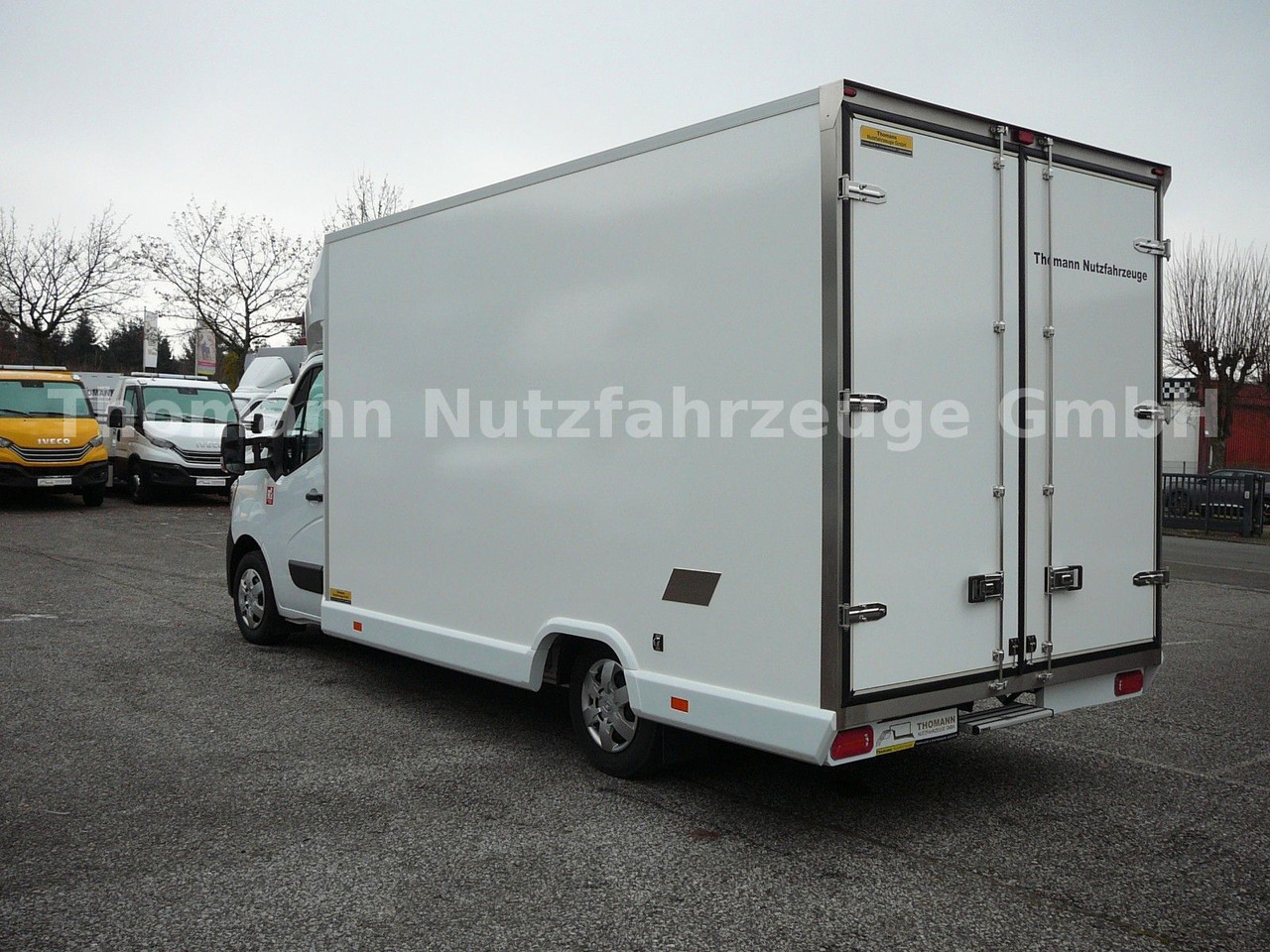 Renault Master Koffer Extra Tief - Closed box van: picture 4 Renault Master Koffer Extra Tief - Closed box van: picture 4