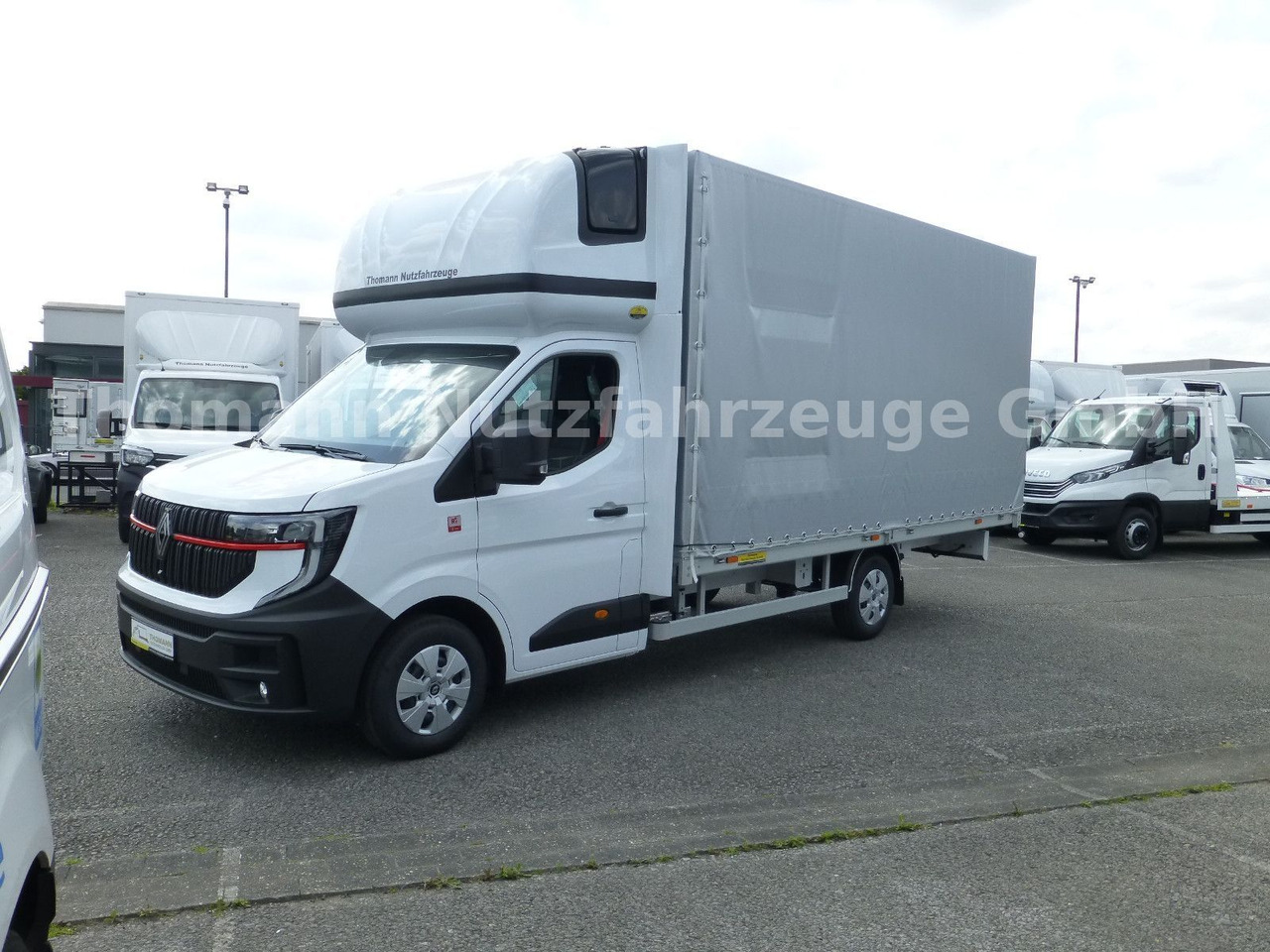 Renault NEW Master Pritsche Plane Schlafkabine - Curtain side van: picture 2 Renault NEW Master Pritsche Plane Schlafkabine - Curtain side van: picture 2