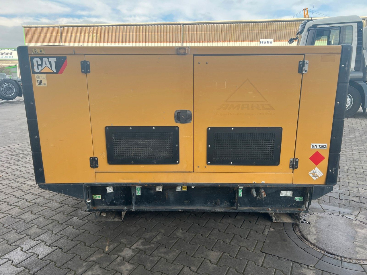 CAT DE88E3 / Stromerzeuger / 80KVA / 2015 / 14.180h - Generator set: picture 5 CAT DE88E3 / Stromerzeuger / 80KVA / 2015 / 14.180h - Generator set: picture 5