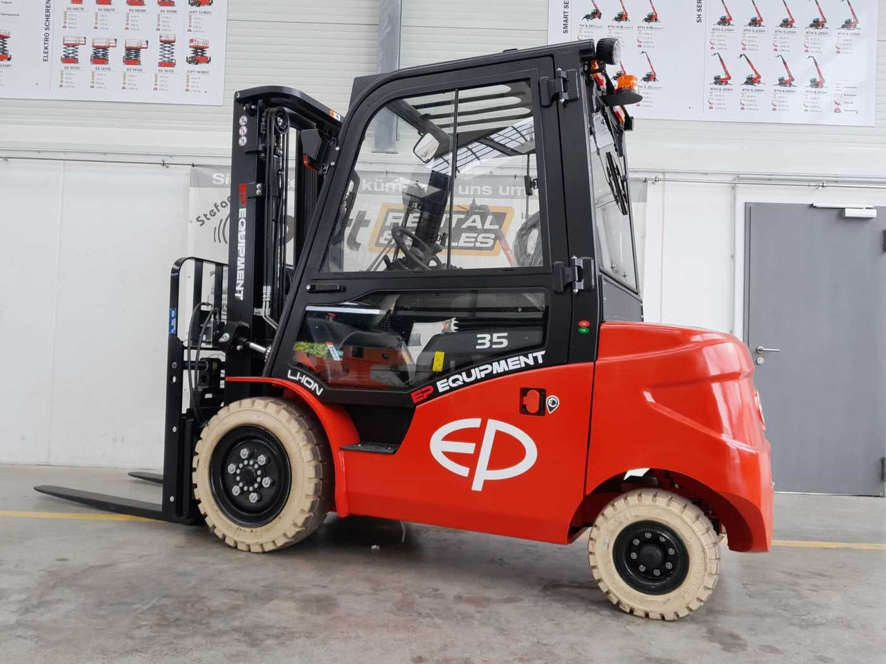 EP Equipment EFL353 / 3,5T / Triplex: 4,80m /ZVG - Electric forklift: picture 3 EP Equipment EFL353 / 3,5T / Triplex: 4,80m /ZVG - Electric forklift: picture 3