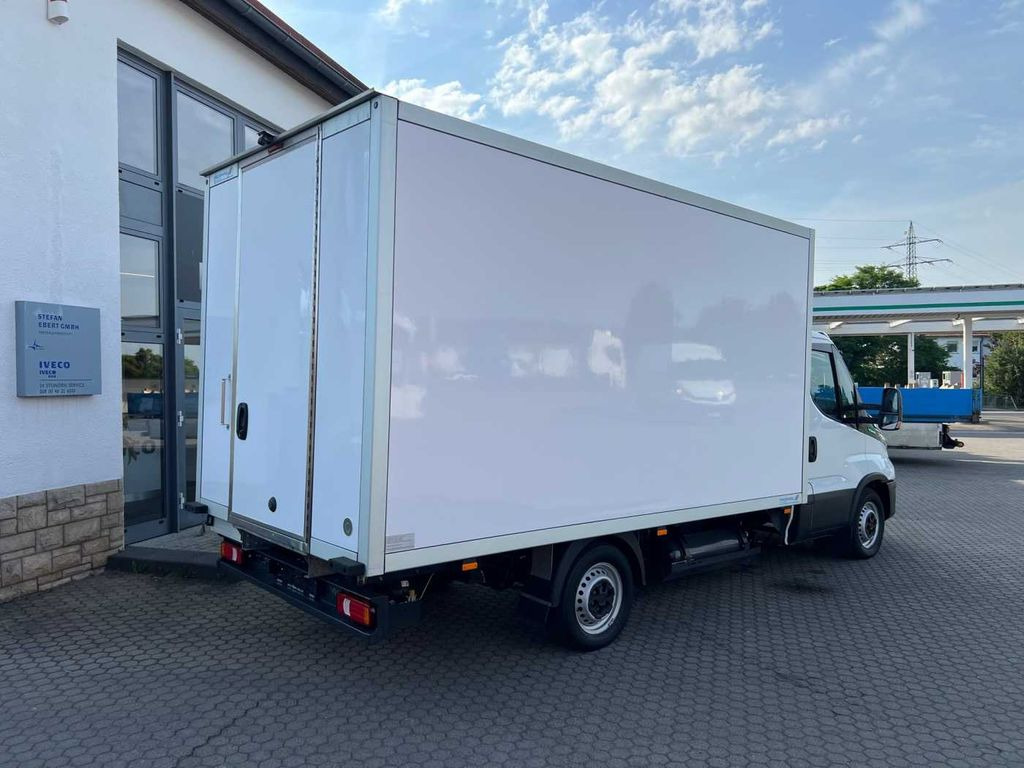 Iveco 35S14 A8 CNG Koffer *3-Sitze*Klima*Automatik* Iveco 35S14 A8 CNG Koffer *3-Sitze*Klima*Automatik* - Refrigerated delivery van: picture 4 Iveco 35S14 A8 CNG Koffer *3-Sitze*Klima*Automatik* Iveco 35S14 A8 CNG Koffer *3-Sitze*Klima*Automatik* - Refrigerated delivery van: picture 4