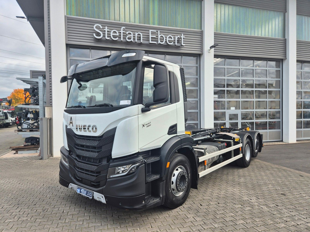 Iveco AD280X46Y/PS ON Palfinger PH T 20 SLD5 Intarder - Hook lift truck: picture 1 Iveco AD280X46Y/PS ON Palfinger PH T 20 SLD5 Intarder - Hook lift truck: picture 1