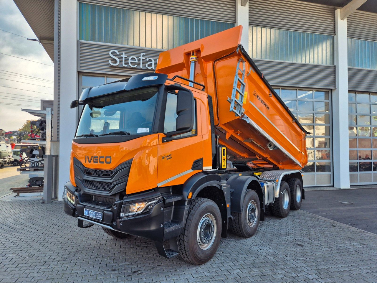 Iveco AD360X54Z HR OFF 8x4 Intarder AHK - Tipper: picture 1 Iveco AD360X54Z HR OFF 8x4 Intarder AHK - Tipper: picture 1