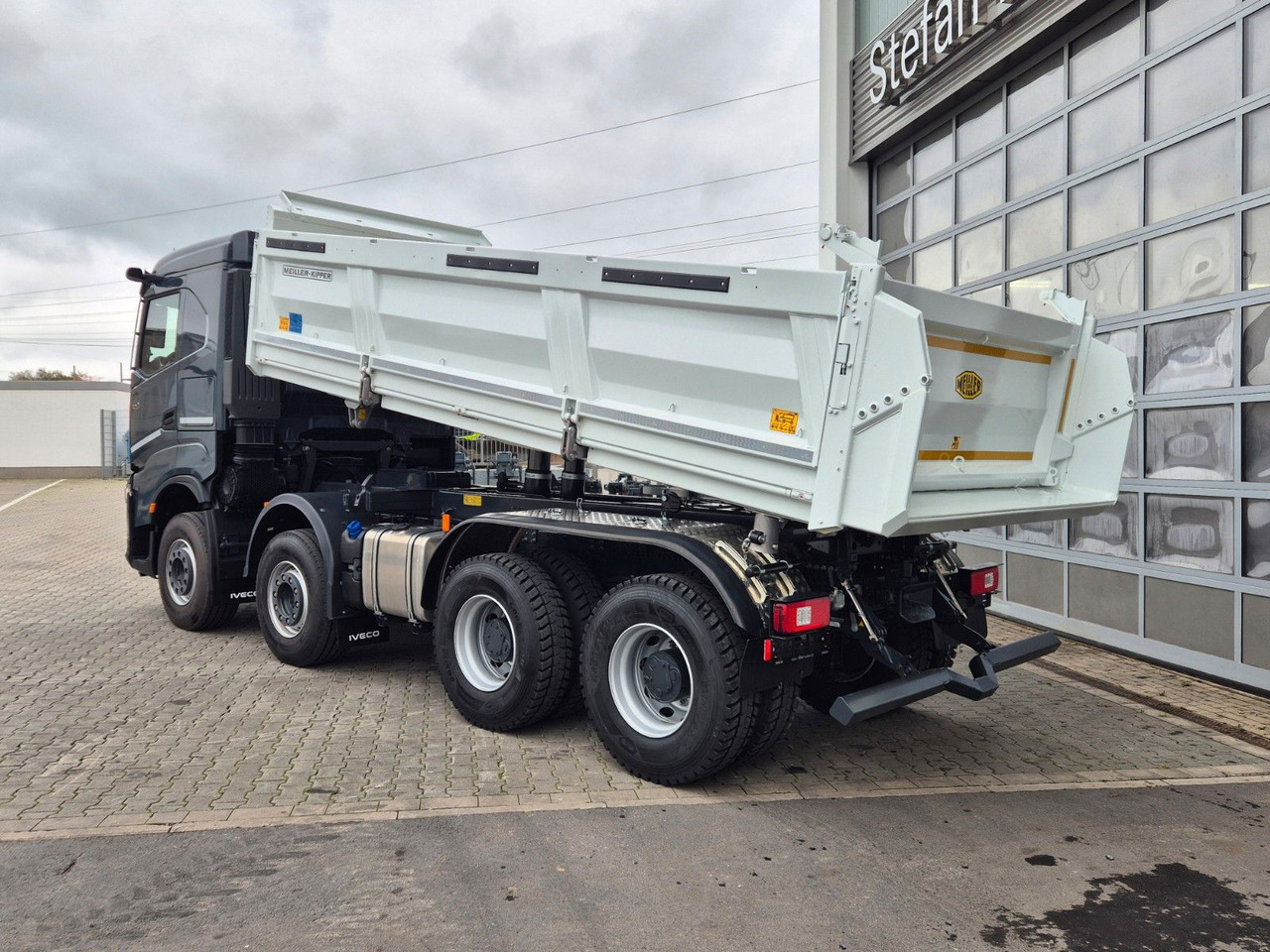 Tipper Iveco AS360X58Z HR ON+ 8x4 Meiller Bordmatic AHK: picture 28 Tipper Iveco AS360X58Z HR ON+ 8x4 Meiller Bordmatic AHK: picture 28