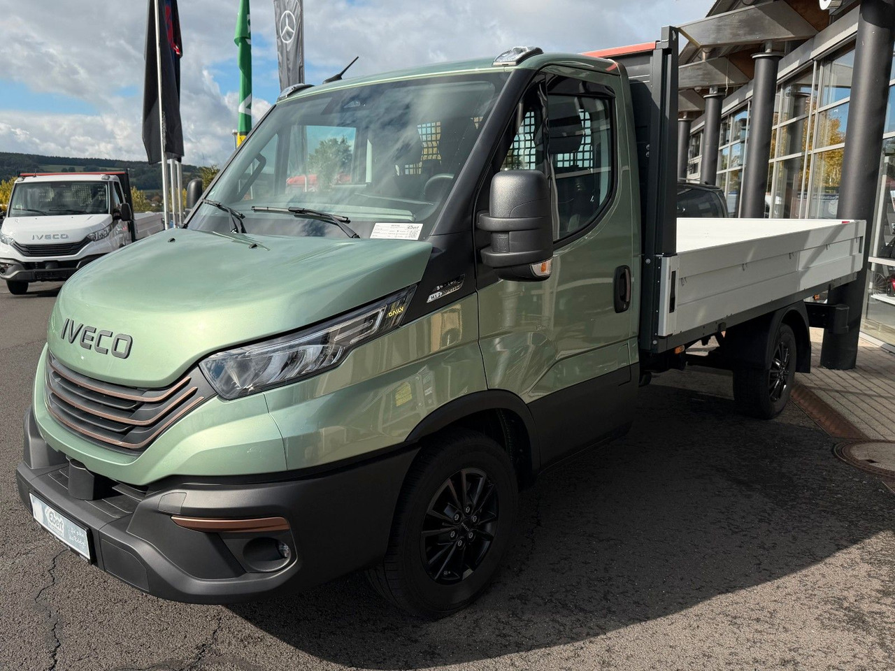 Iveco Daily 35S14 A8 Pritsche *R.3450mm*AHK*Automatik - Open body delivery van: picture 3 Iveco Daily 35S14 A8 Pritsche *R.3450mm*AHK*Automatik - Open body delivery van: picture 3