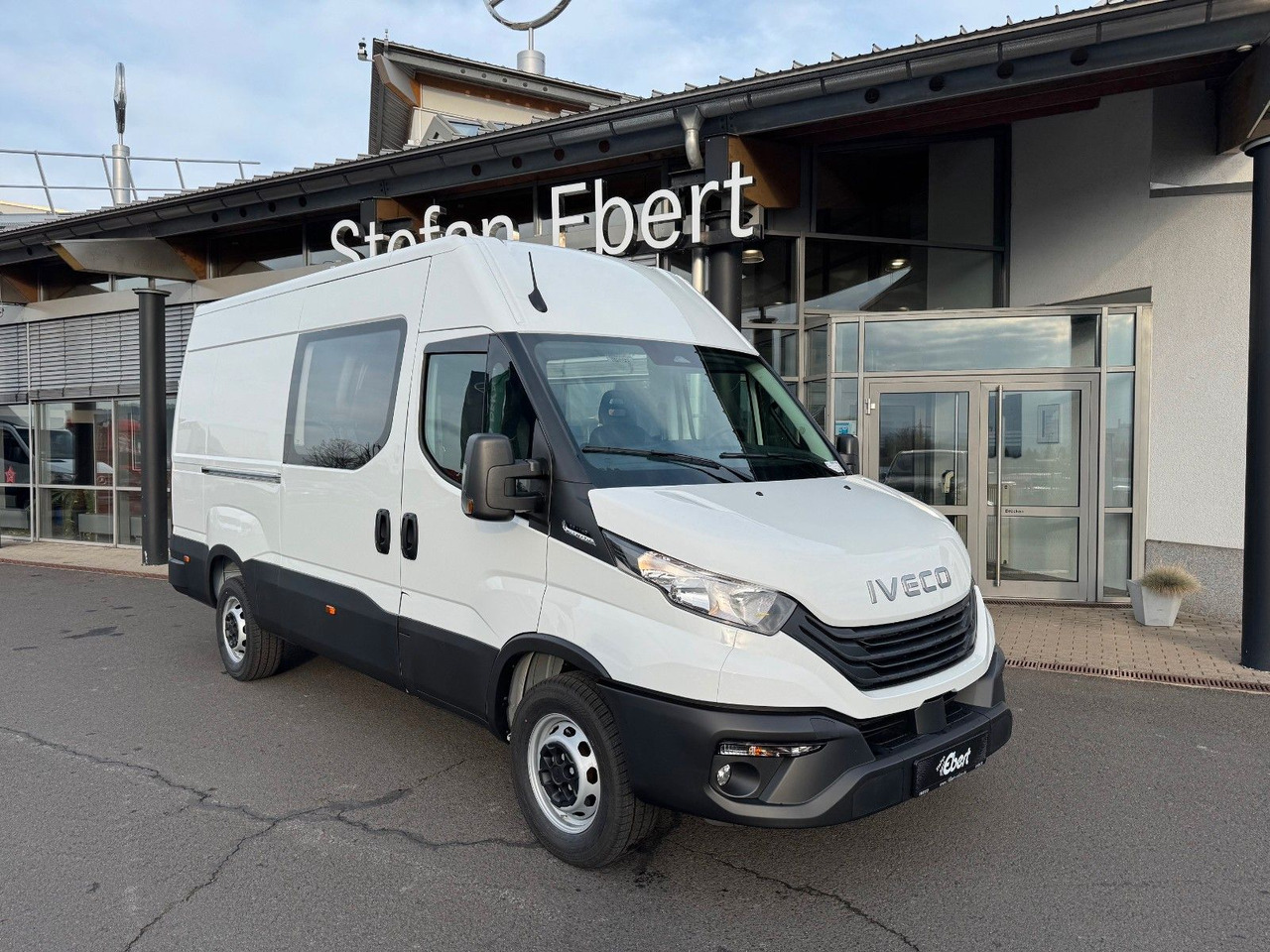 Iveco Daily 35S16 A8 *DoKa*Automatik*AHK*R3.520mm* - Panel van: picture 1 Iveco Daily 35S16 A8 *DoKa*Automatik*AHK*R3.520mm* - Panel van: picture 1