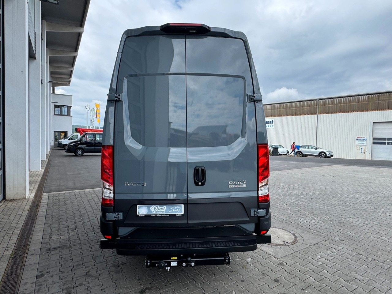 Iveco Daily 70C21 3.0L *L4*H3*Automatik*LED*Luft* 2x - Panel van: picture 5 Iveco Daily 70C21 3.0L *L4*H3*Automatik*LED*Luft* 2x - Panel van: picture 5