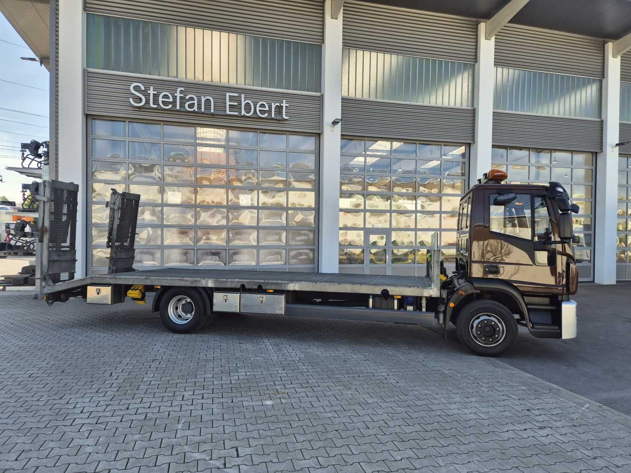 Iveco Eurocargo ML140E25/P Maschinentransporter Winde - Autotransporter truck: picture 5 Iveco Eurocargo ML140E25/P Maschinentransporter Winde - Autotransporter truck: picture 5