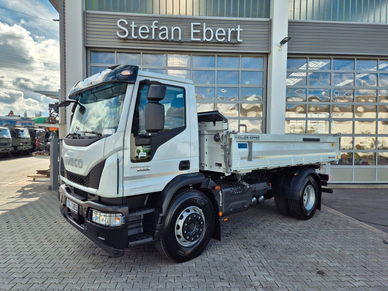 Iveco Eurocargo ML180E32K 4x2 Meiller AHK - Tipper: picture 2 Iveco Eurocargo ML180E32K 4x2 Meiller AHK - Tipper: picture 2