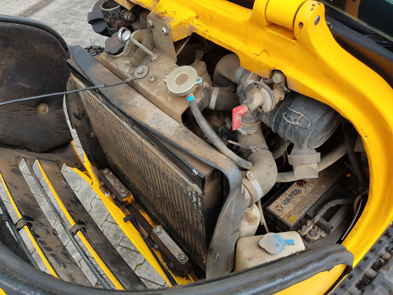 Mini excavator JCB 8018 / 3.420h / hydrl. Grabenräumer / Tieflöffel: picture 11 Mini excavator JCB 8018 / 3.420h / hydrl. Grabenräumer / Tieflöffel: picture 11