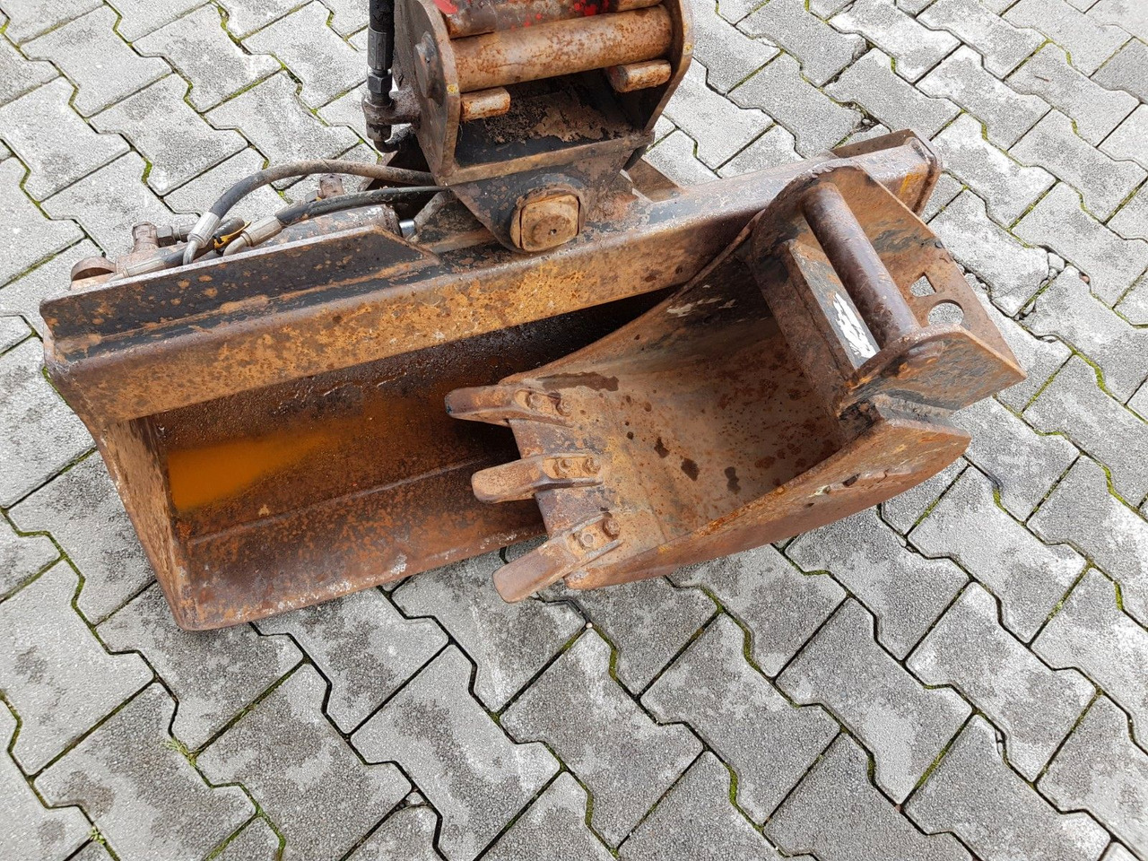 Mini excavator JCB 8018 / 3.420h / hydrl. Grabenräumer / Tieflöffel: picture 12 Mini excavator JCB 8018 / 3.420h / hydrl. Grabenräumer / Tieflöffel: picture 12