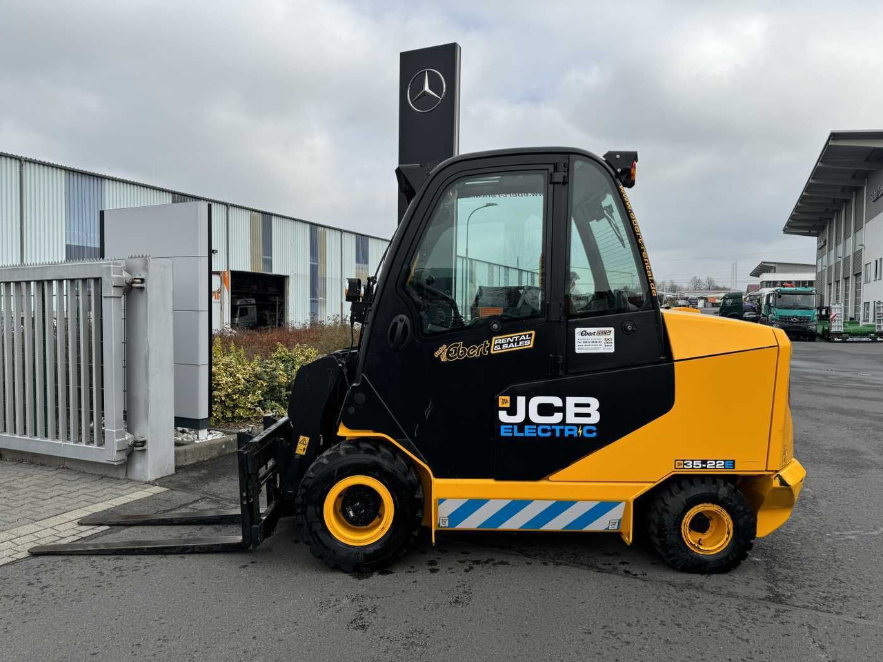 JCB TLT 35-22E Teletruk / Verstellgerät / nur 423h! - Electric forklift: picture 2 JCB TLT 35-22E Teletruk / Verstellgerät / nur 423h! - Electric forklift: picture 2