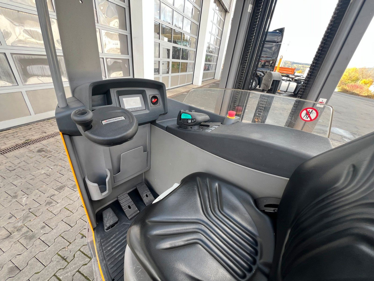 Jungheinrich ETV C16 / Triplex 5.72m / SS / nur 3.228h / 2016 leasing Jungheinrich ETV C16 / Triplex 5.72m / SS / nur 3.228h / 2016: picture 15