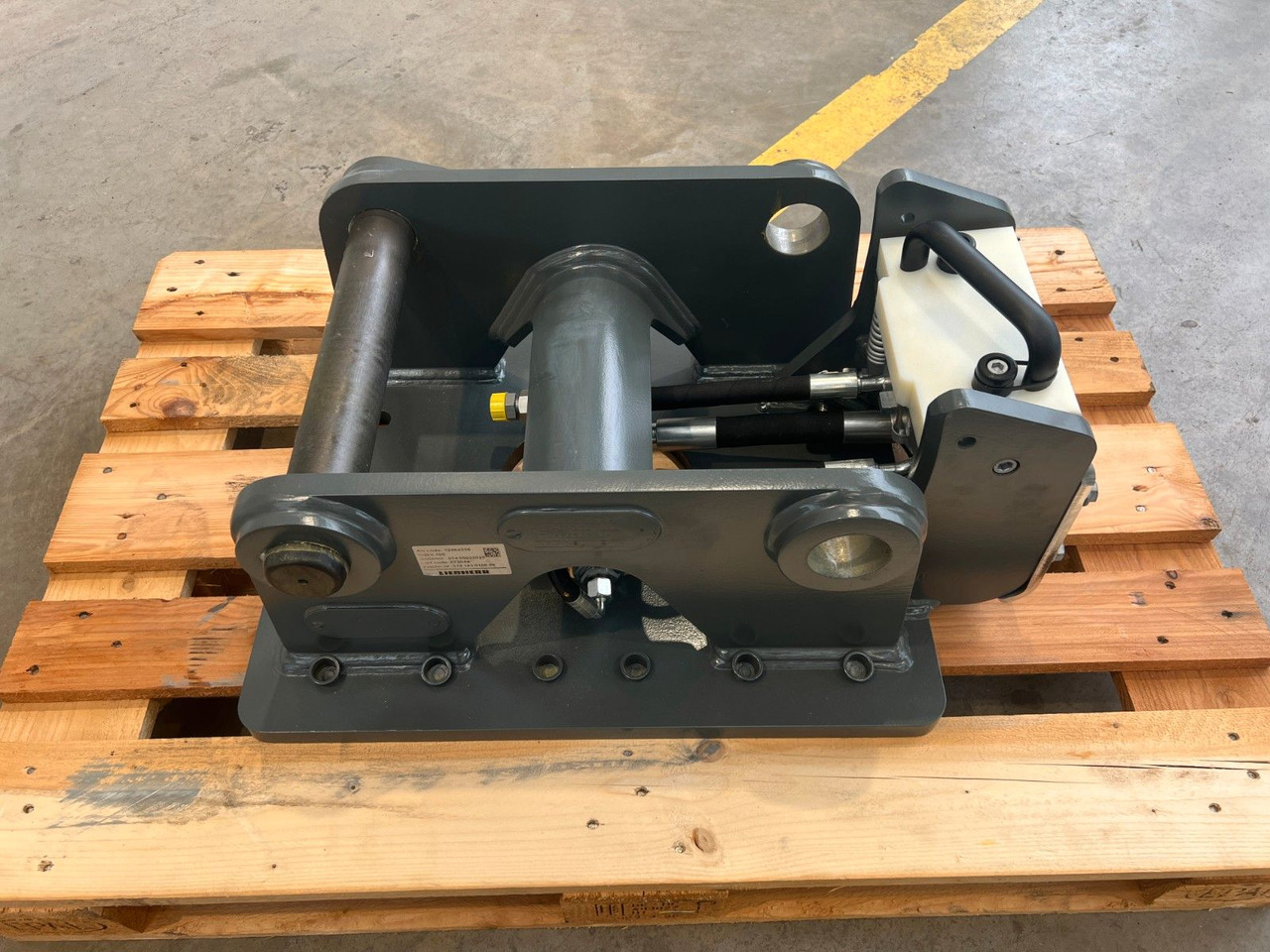 Liebherr Likufix SW33 Adapterplatte NEU lagernd - Quick coupler: picture 4 Liebherr Likufix SW33 Adapterplatte NEU lagernd - Quick coupler: picture 4