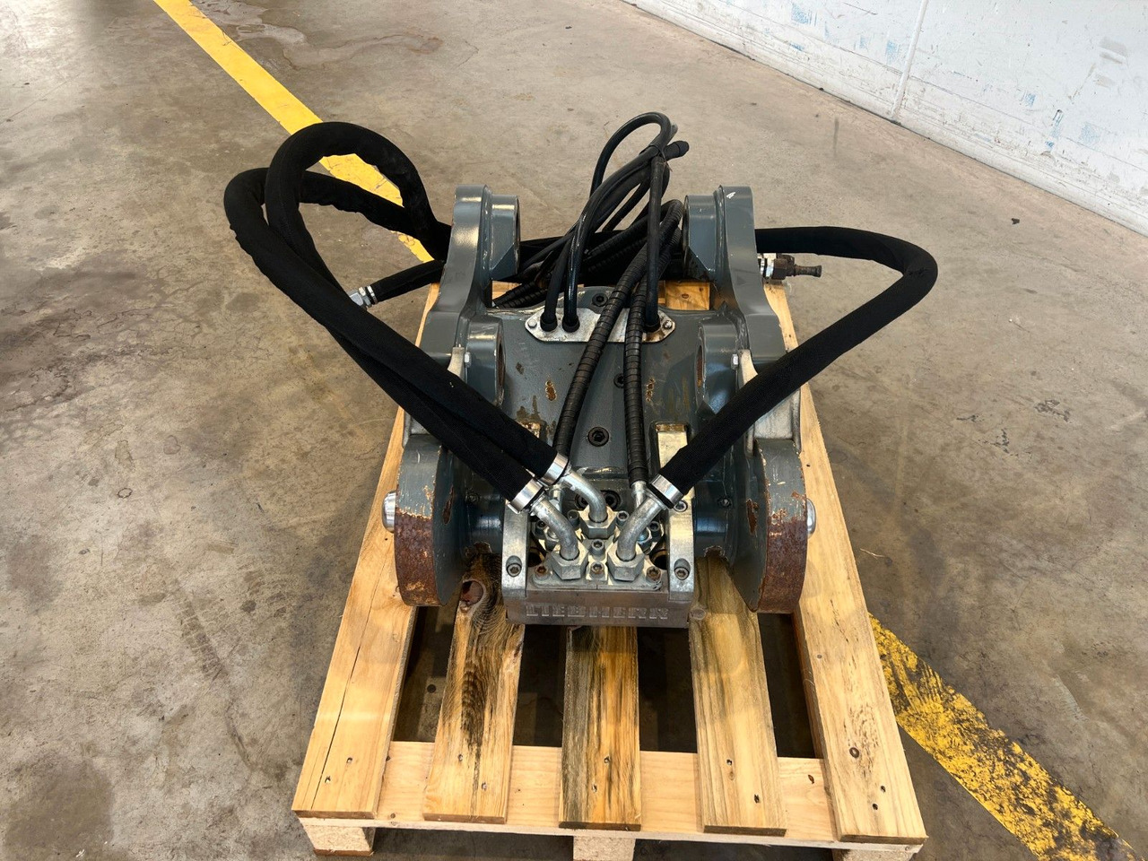 Liebherr SW48 Likufix Schnellwechsler / 2018 - Quick coupler: picture 2 Liebherr SW48 Likufix Schnellwechsler / 2018 - Quick coupler: picture 2