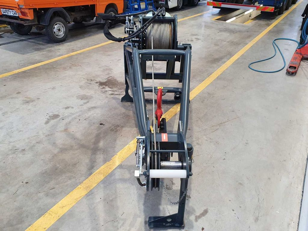 Magni Ausleger mit Seilwinde JW2000 / RTH / TH Magni Ausleger mit Seilwinde JW2000 / RTH / TH - Winch: picture 5 Magni Ausleger mit Seilwinde JW2000 / RTH / TH Magni Ausleger mit Seilwinde JW2000 / RTH / TH - Winch: picture 5