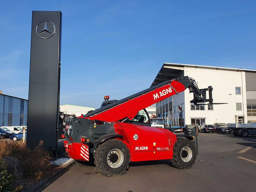 Magni TH 5,5.19 P / 5,5to - 19m / 102PS DEMO 70h Magni TH 5,5.19 P / 5,5to - 19m / 102PS DEMO 70h - Telescopic handler: picture 5 Magni TH 5,5.19 P / 5,5to - 19m / 102PS DEMO 70h Magni TH 5,5.19 P / 5,5to - 19m / 102PS DEMO 70h - Telescopic handler: picture 5