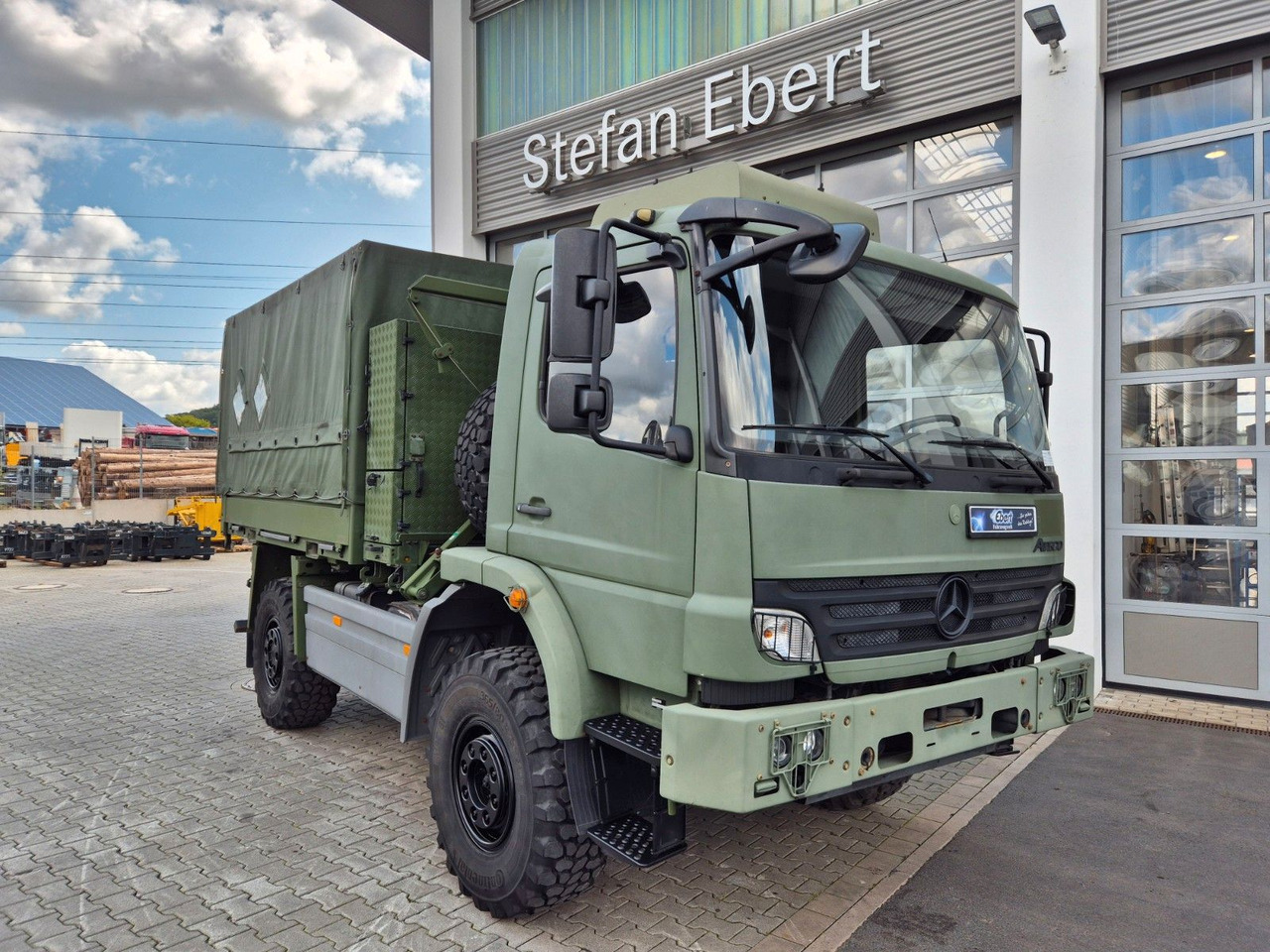 Mercedes-Benz Atego 1018 A 4x4 Singlebereifung 7 Stück vorh. - Curtainsider truck: picture 3 Mercedes-Benz Atego 1018 A 4x4 Singlebereifung 7 Stück vorh. - Curtainsider truck: picture 3