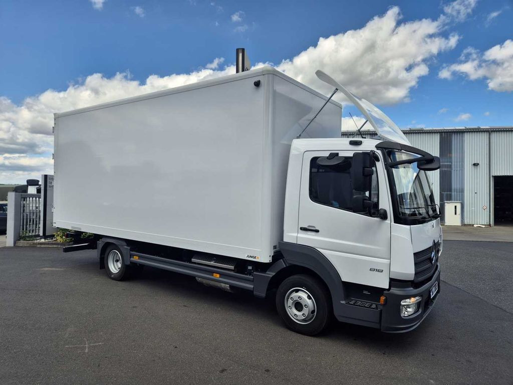 Mercedes-Benz Atego 818 L Koffer, 3 Stück vorhanden - Box truck: picture 5 Mercedes-Benz Atego 818 L Koffer, 3 Stück vorhanden - Box truck: picture 5