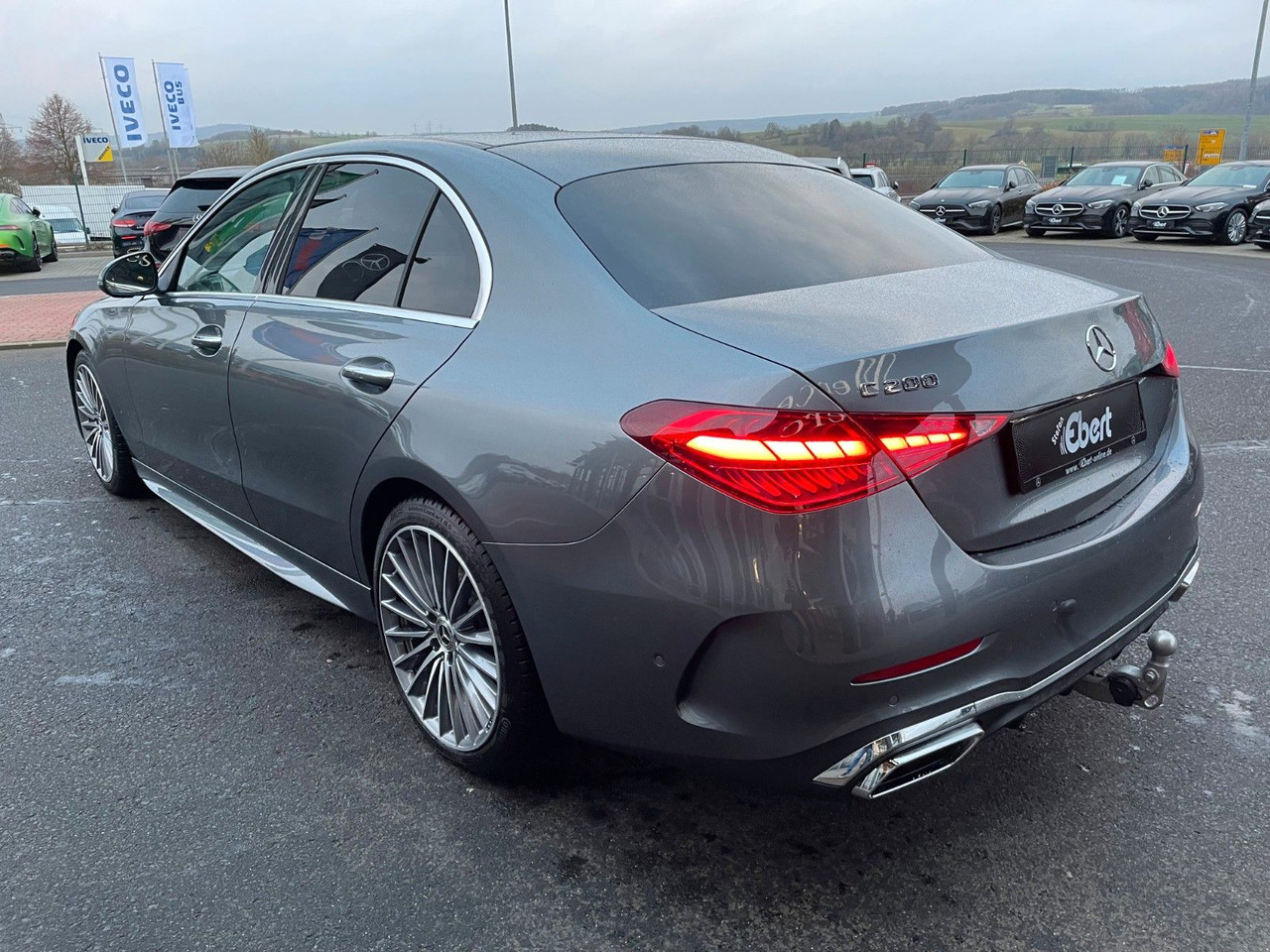 Mercedes-Benz C 200 AMG AHK+Memory+R-Kamera+Distr+Ambiente+Key - Sedan: picture 3 Mercedes-Benz C 200 AMG AHK+Memory+R-Kamera+Distr+Ambiente+Key - Sedan: picture 3