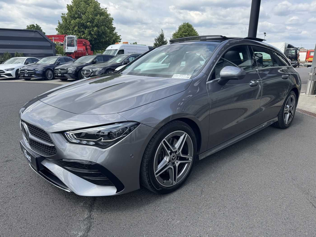 Mercedes-Benz CLA 200 AMG+Pano+MultiBeam+DistrPro+HUD+360 - Car: picture 2 Mercedes-Benz CLA 200 AMG+Pano+MultiBeam+DistrPro+HUD+360 - Car: picture 2
