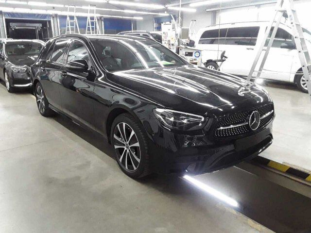 Mercedes-Benz E 300 T de 4M AMG+AHK+Distr+Burm+ R-Kamera+Carpl - Car: picture 2 Mercedes-Benz E 300 T de 4M AMG+AHK+Distr+Burm+ R-Kamera+Carpl - Car: picture 2