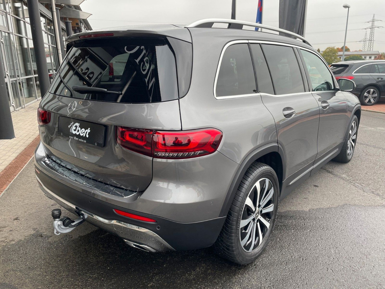 Mercedes-Benz GLB 220 d 4MATIC Progressive AHK+Memory+Pano+360 - SUV: picture 4 Mercedes-Benz GLB 220 d 4MATIC Progressive AHK+Memory+Pano+360 - SUV: picture 4