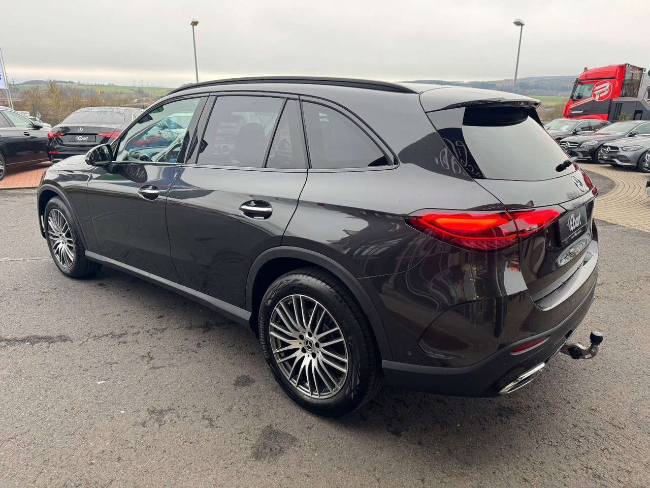Mercedes-Benz GLC 220d 4M AMG+AHK+Burm+STH+360+Night - SUV: picture 3 Mercedes-Benz GLC 220d 4M AMG+AHK+Burm+STH+360+Night - SUV: picture 3