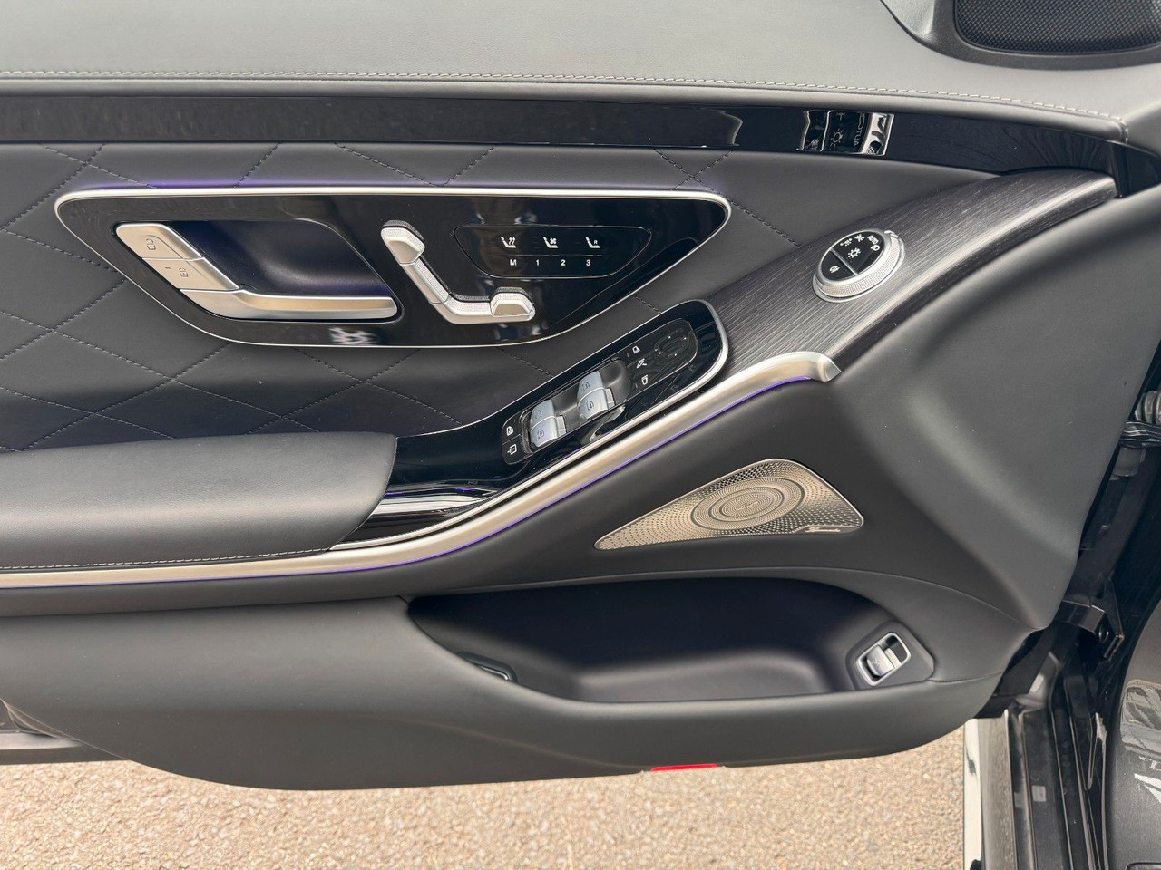 Sedan Mercedes-Benz S 580e AMG+Pano+Digital+Burm+3D+AirM+HUD+360+: picture 16