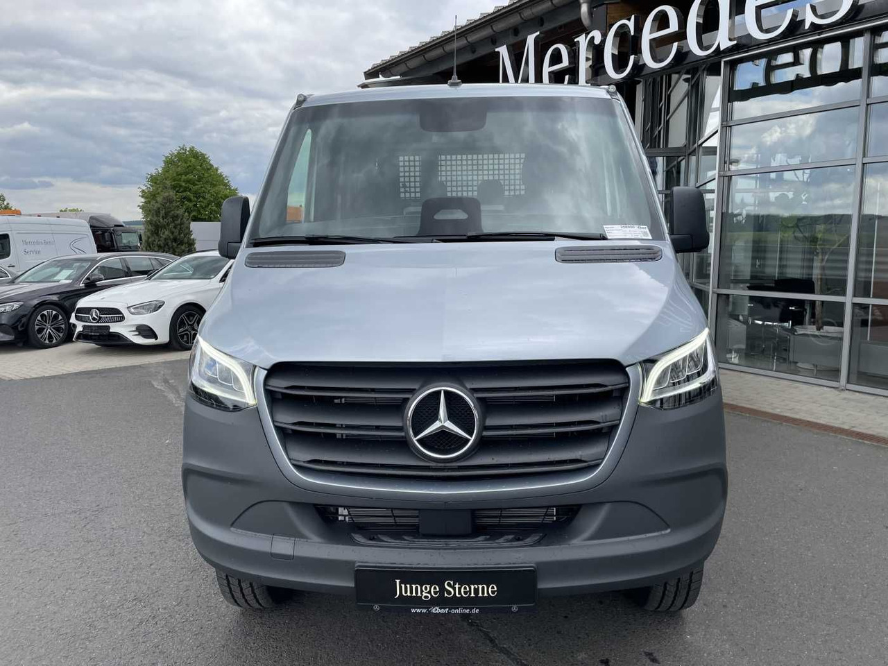Mercedes-Benz Sprinter 319 CDI 4x4 DoKa Klima Stdheiz AHK LED - Open body delivery van: picture 2 Mercedes-Benz Sprinter 319 CDI 4x4 DoKa Klima Stdheiz AHK LED - Open body delivery van: picture 2