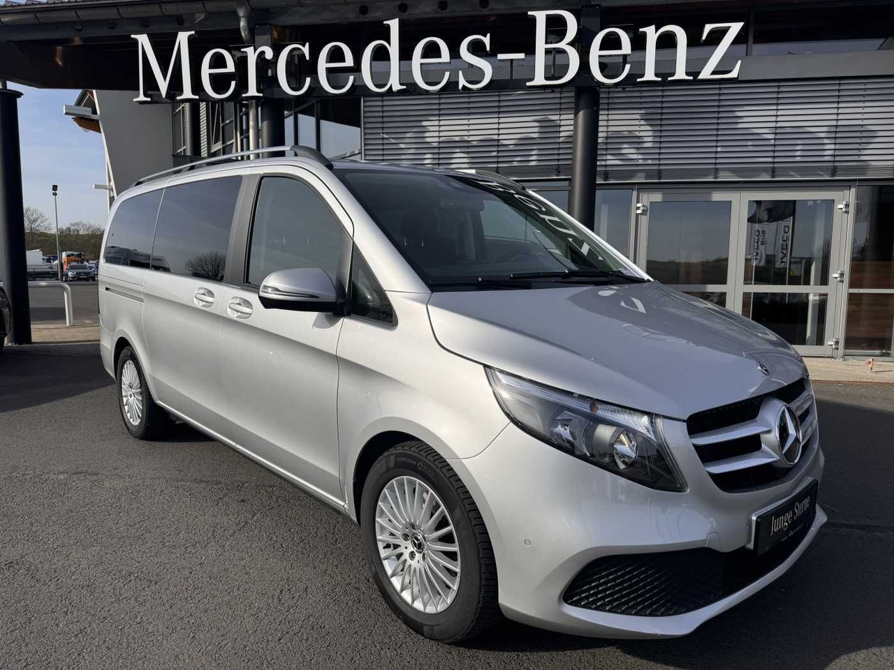 Mercedes-Benz V 220 d EDITION DISTRONIC MBUX Kamera 6Sitze - Car: picture 1 Mercedes-Benz V 220 d EDITION DISTRONIC MBUX Kamera 6Sitze - Car: picture 1