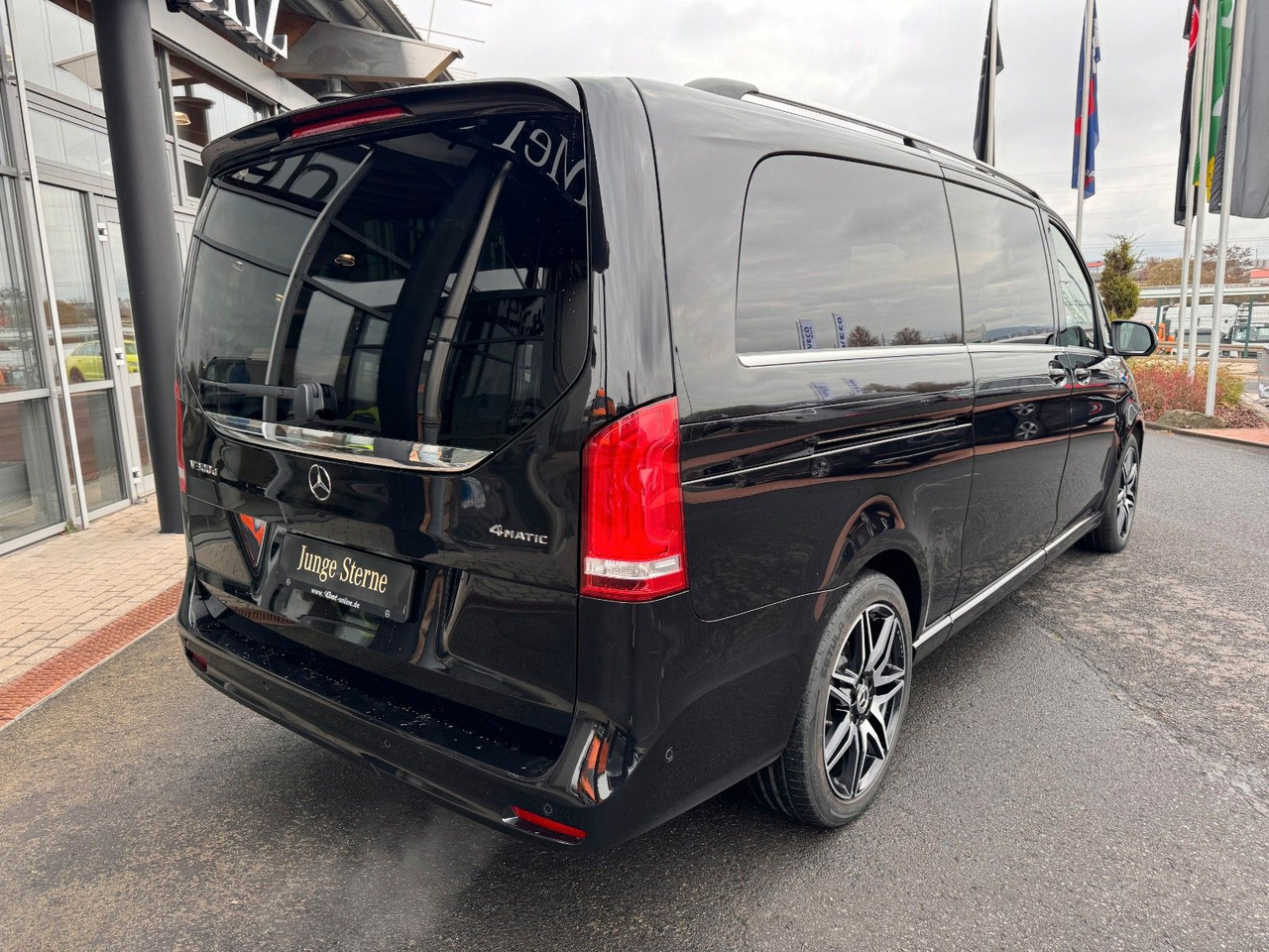 Mercedes-Benz V 300 4MATIC AVA ED AMG Extral AIRMATIC Stdh AHK - Station wagon: picture 5 Mercedes-Benz V 300 4MATIC AVA ED AMG Extral AIRMATIC Stdh AHK - Station wagon: picture 5