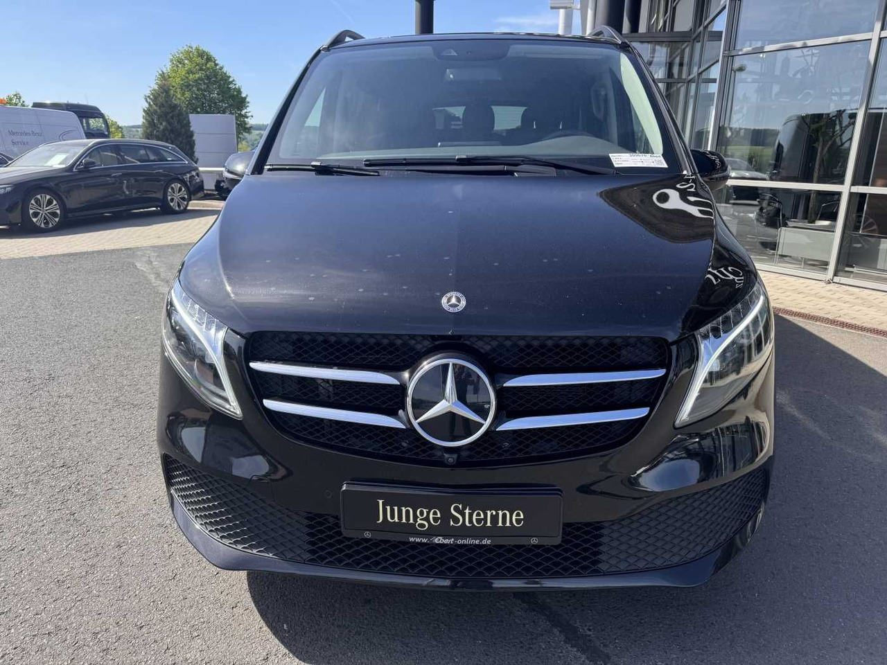 Mercedes-Benz V 300 d AVA Extralang AIRMATIC Standheiz 360Kam - Passenger van: picture 2 Mercedes-Benz V 300 d AVA Extralang AIRMATIC Standheiz 360Kam - Passenger van: picture 2
