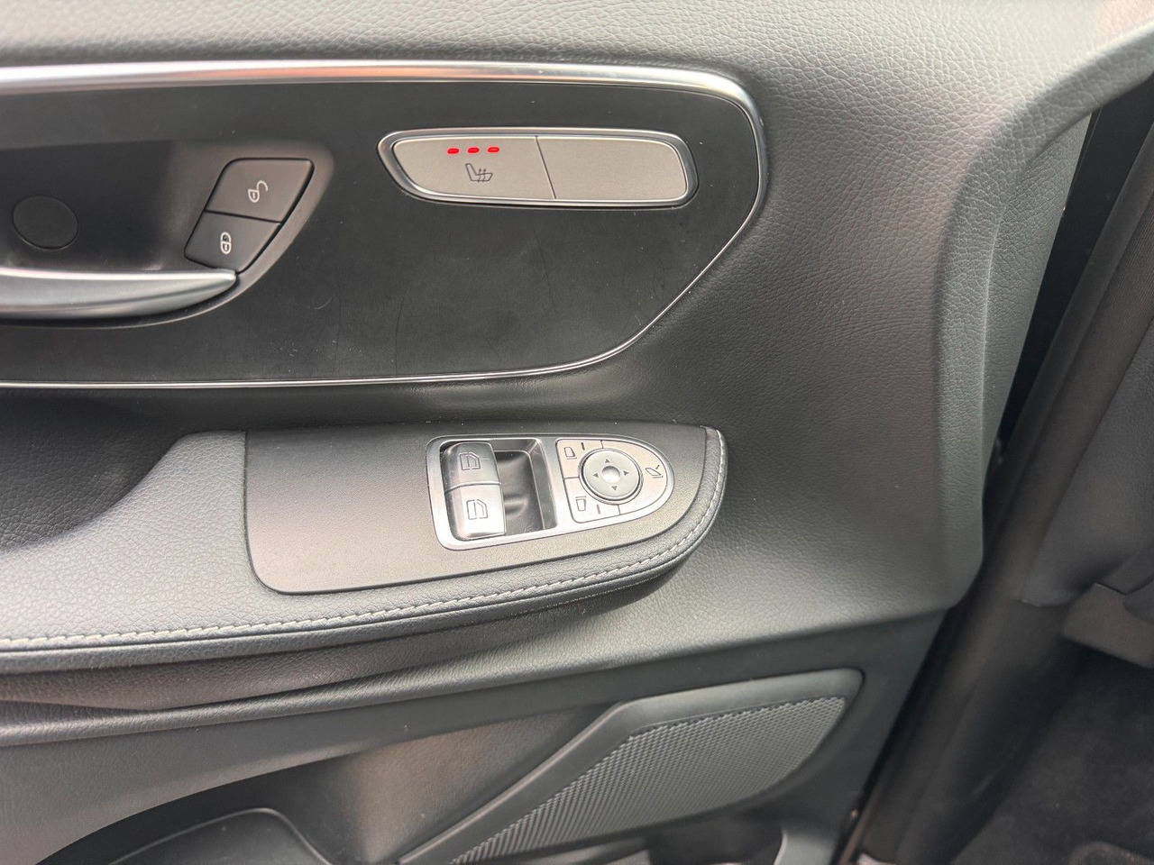 Mercedes-Benz V 300 d AVANTGARDE Extralang 360Kamera Standheiz leasing Mercedes-Benz V 300 d AVANTGARDE Extralang 360Kamera Standheiz: picture 19