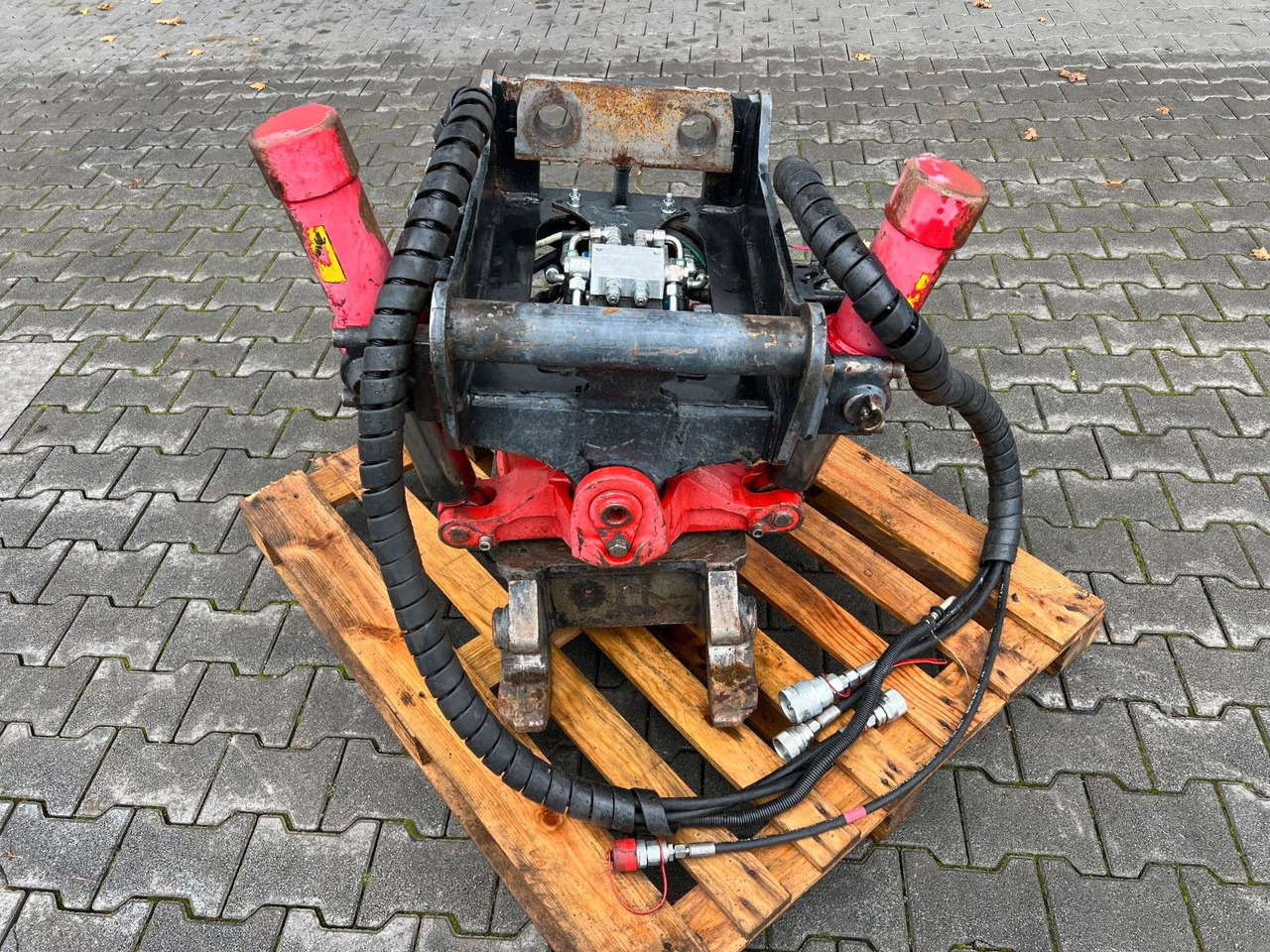 Indexator RT40 / Rototilt R4 / MS10 Sandwich - Other machinery: picture 2 Indexator RT40 / Rototilt R4 / MS10 Sandwich - Other machinery: picture 2