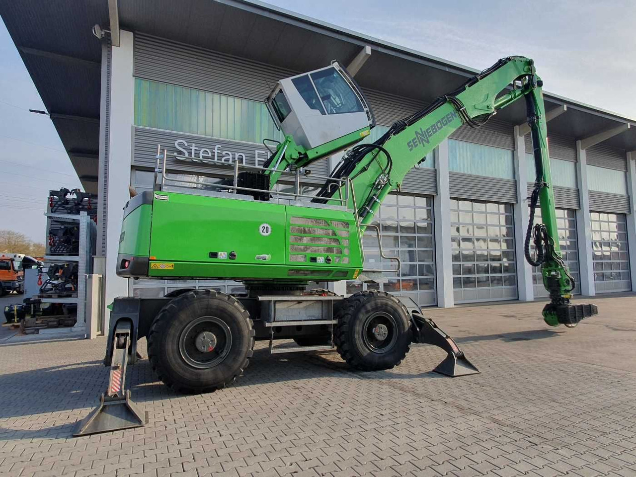 Sennebogen 728 / inkl. Albach Greifersäge & SW / nur 2.016h - Waste/ Industry handler: picture 3 Sennebogen 728 / inkl. Albach Greifersäge & SW / nur 2.016h - Waste/ Industry handler: picture 3