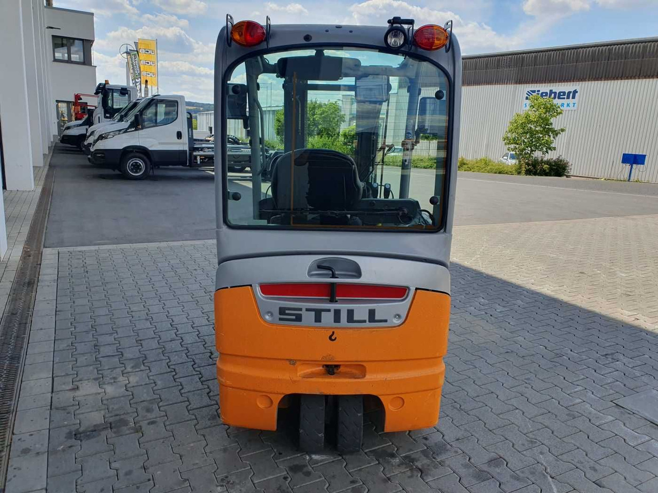 Still RX20-14 / 2025 / Triplex: 4.30m! / 751h! / SS - Electric forklift: picture 4 Still RX20-14 / 2025 / Triplex: 4.30m! / 751h! / SS - Electric forklift: picture 4