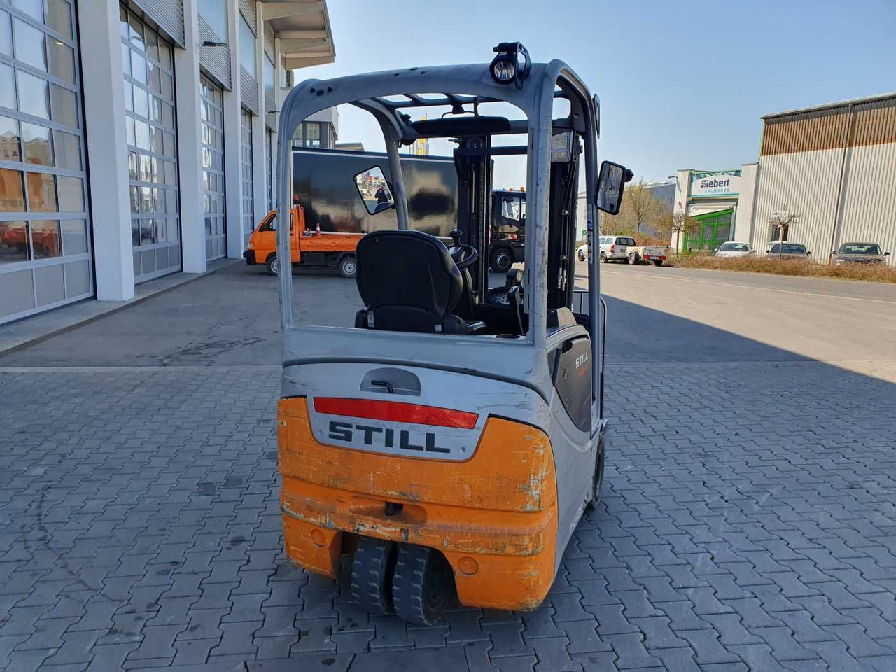 Still RX20-14 / Triplex: 4.60m! / nur 1.907h! / SS - Electric forklift: picture 4 Still RX20-14 / Triplex: 4.60m! / nur 1.907h! / SS - Electric forklift: picture 4