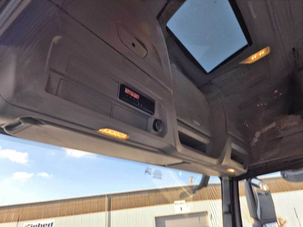New Tractor unit Iveco AS440X49T/P ON 4x4 HI-TRACTION Intarder 2x Bett: picture 14