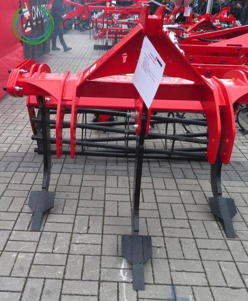 Awemak modular subsoiler Shorti (3 teeth) - Subsoiler: picture 1 Awemak modular subsoiler Shorti (3 teeth) - Subsoiler: picture 1