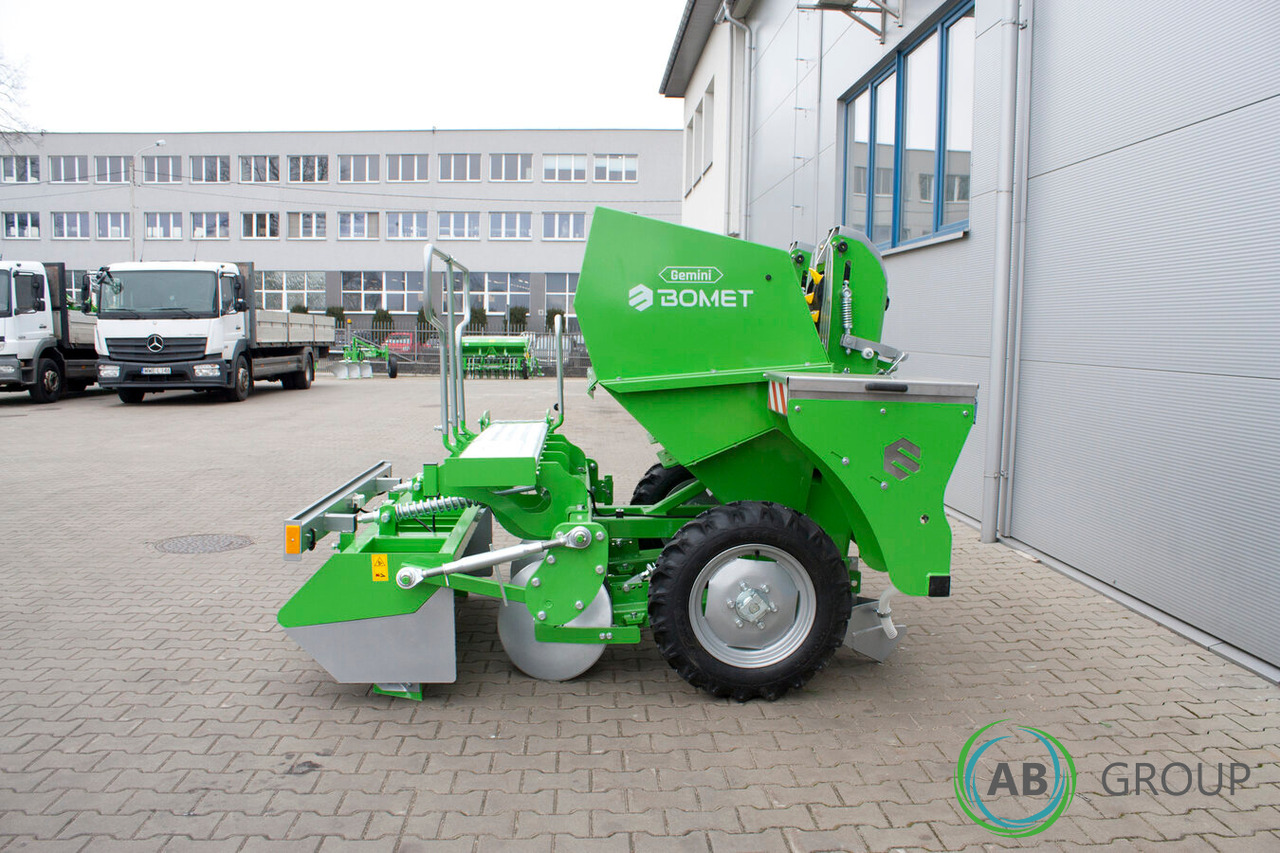 Bomet Gemini S339/1 two-row potato planter (inter-row width: 75 - 90 cm) - Potato planter: picture 2 Bomet Gemini S339/1 two-row potato planter (inter-row width: 75 - 90 cm) - Potato planter: picture 2