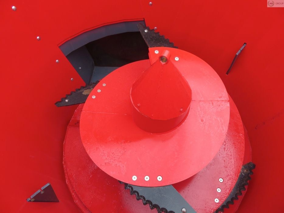 Fimaks Vertical Mixer feeder 5,5 m3 - Forage mixer wagon: picture 4 Fimaks Vertical Mixer feeder 5,5 m3 - Forage mixer wagon: picture 4