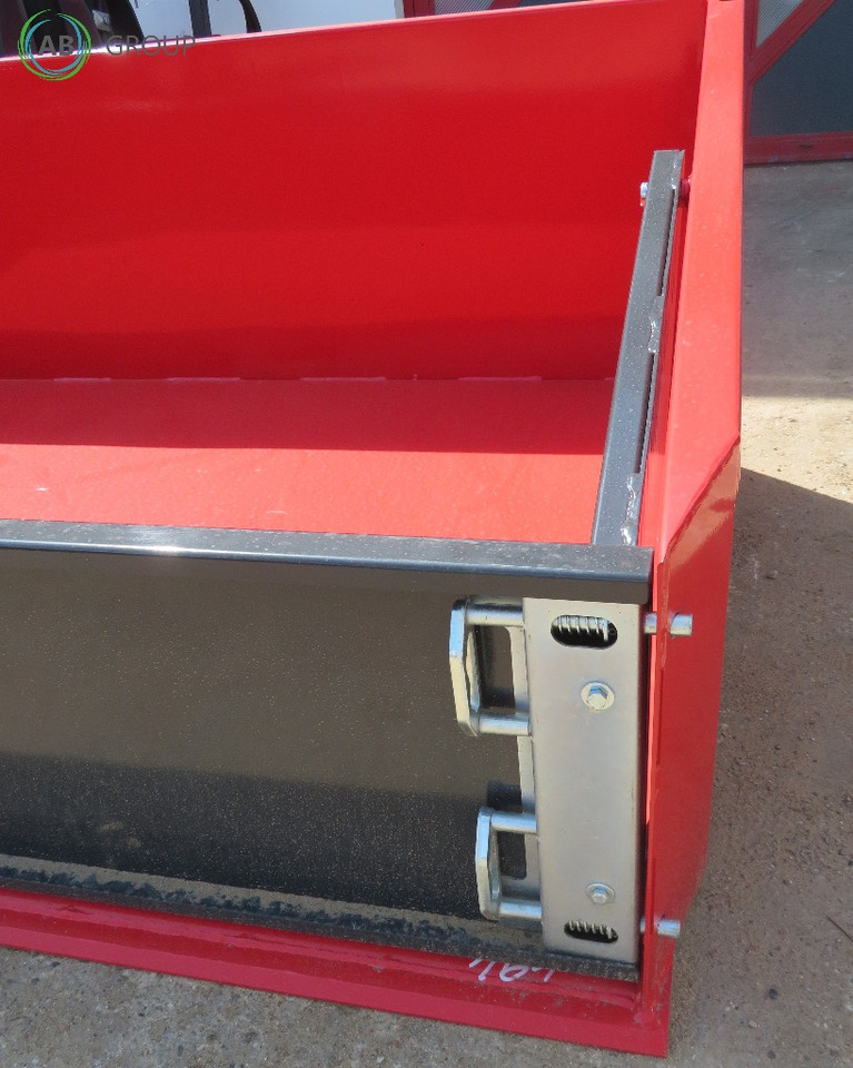 Inter-Tech hydraulic loading bucket 2,0 m, SS11 - Bucket for Agricultural machinery: picture 2 Inter-Tech hydraulic loading bucket 2,0 m, SS11 - Bucket for Agricultural machinery: picture 2