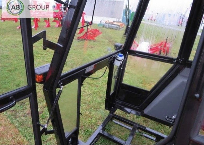 Koja tractor cab C-360 - Cab for Farm tractor: picture 3 Koja tractor cab C-360 - Cab for Farm tractor: picture 3