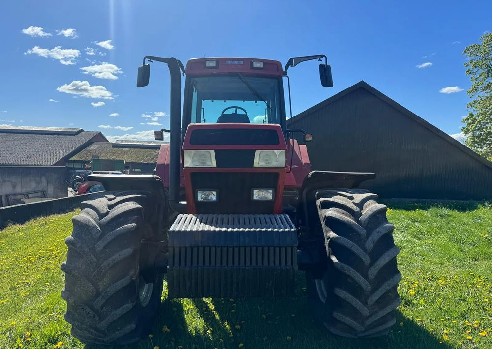 Case IH Magnum 7210 Pro - Farm tractor: picture 5 Case IH Magnum 7210 Pro - Farm tractor: picture 5