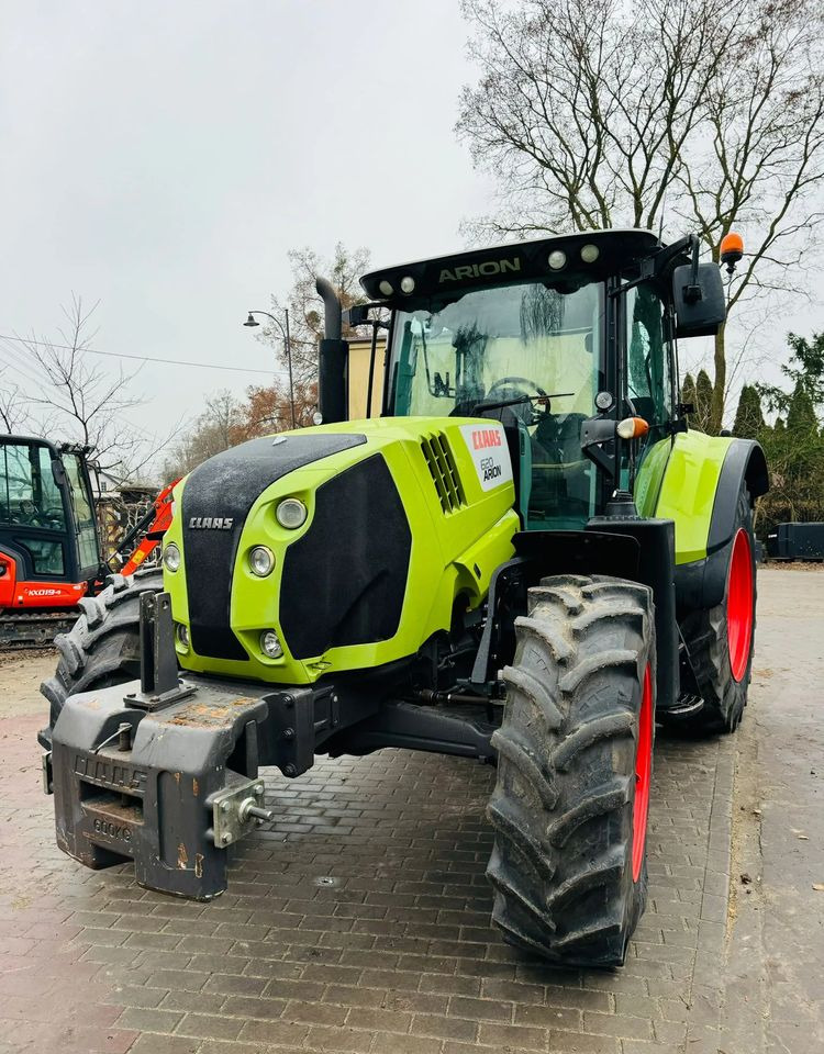 Claas Arion 620 - Farm tractor: picture 2 Claas Arion 620 - Farm tractor: picture 2