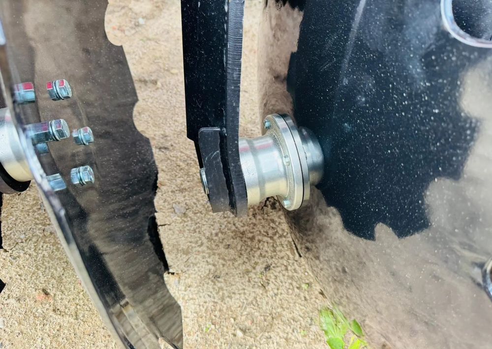 New Disc harrow Dexwal Bis MAMUT: picture 11 New Disc harrow Dexwal Bis MAMUT: picture 11