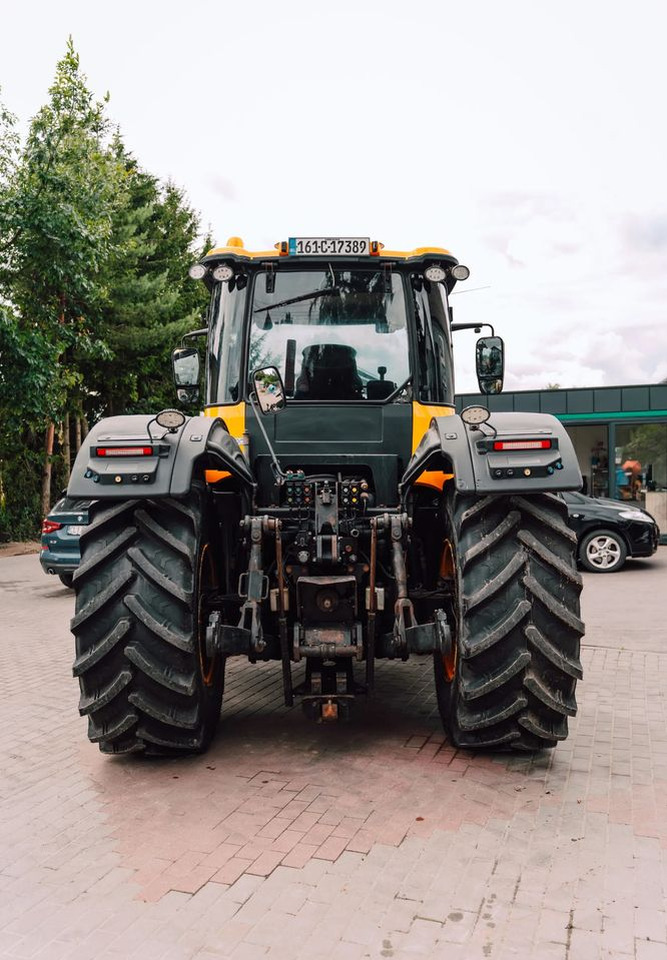 JCB Fastrac 4220 - Farm tractor: picture 3 JCB Fastrac 4220 - Farm tractor: picture 3